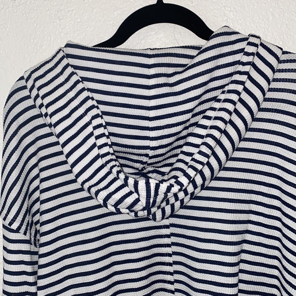 Roxy Striped Waffle Knit V-Neck Pullover Hoodie. - Picture 6 of 9